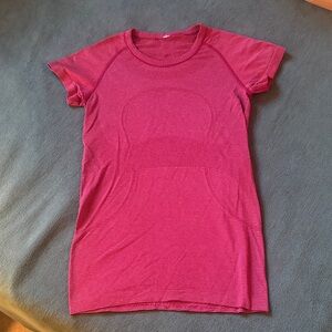 VGUC Lululemon Swifty Tech Tee 4